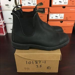 Blundstone Men’s Premium Leather V Cut Boots